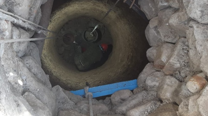 FHN  Şamaxıda su quyusuna düşən kişini xilas edib  - VİDEO