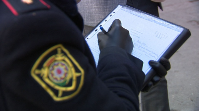 Xətaidə vətəndaşa icazəsi olduğu halda yazılan cərimə sistemdən silinmir - Şikayətinə baxılmır 