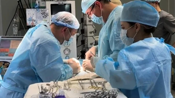 Çəkisi bir kiloqram olan körpə üzərində ürək əməliyyatı aparılıb 