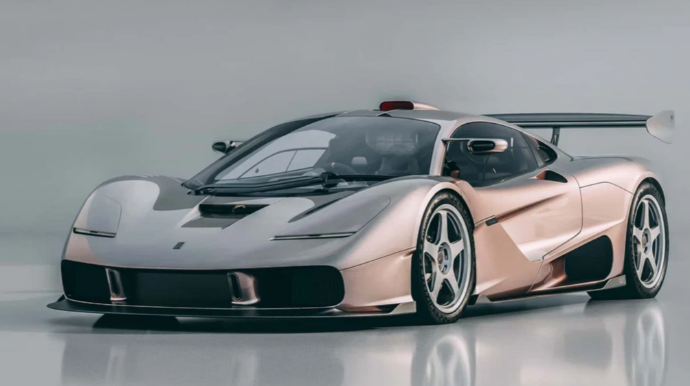 "McLaren F1"in yaradıcısı yeni superkarlarını təqdim etdi - FOTO