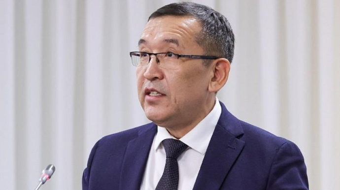 Qazaxıstanın nəqliyyat nazirinin müavini saxlanıldı