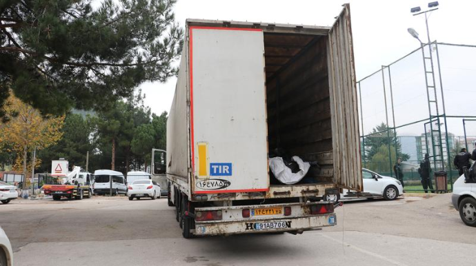 Başqa ölkəyə keçmək üçün görün hansı addıma əl atdılar