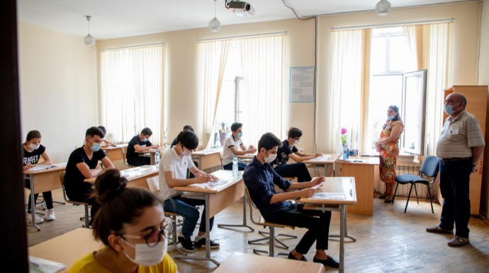 Bu gün 13 mindən çox şagird imtahan verəcək 
