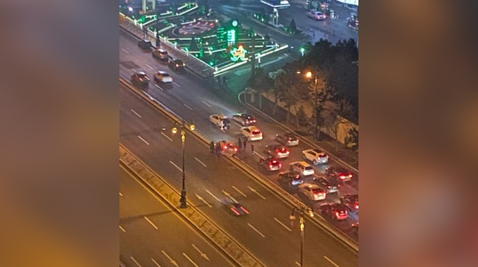 Bakıda yol qəzası olub- Tıxac var 