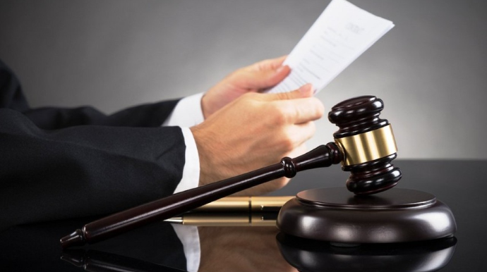 Hakim olmaq istəyənlərin NƏZƏRİNƏ!