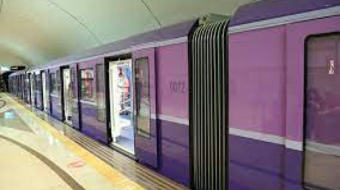 В бакинском метро сократят интервалы в часы пик 