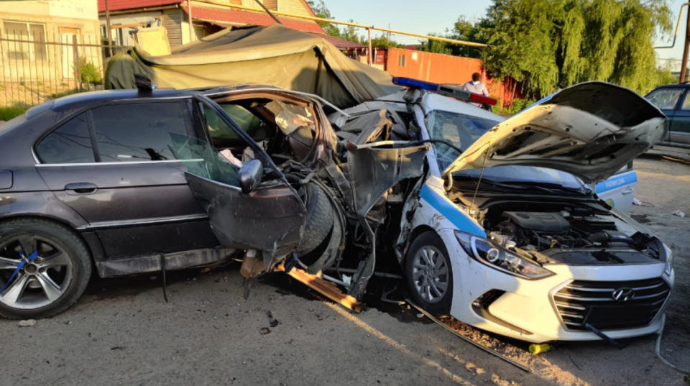 Sərxoş sürücü “BMW”ni polis avtomobilinə çırpdı;  2 polis öldü - FOTOLAR 