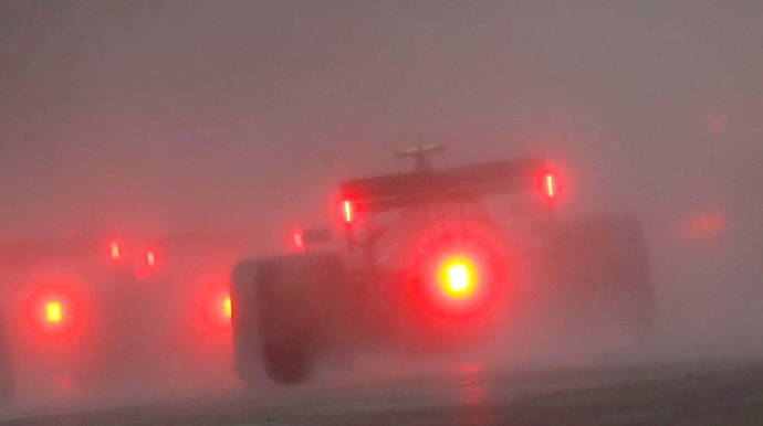 Havada "Formula 1" yarışı keçirildi - Tarixdə ilk 