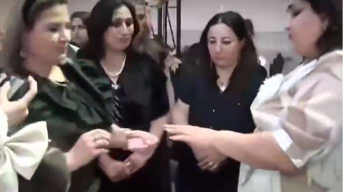 Tovuzda valideynlərdən zinət əşyası tələb edən müəlliməyə TÖHMƏT VERİLDİ - VİDEO  - YENİLƏNİB