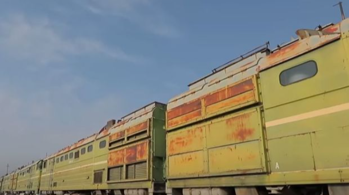 Naxçıvanın 30 ildir tərpənməyən qatarları - VİDEO 