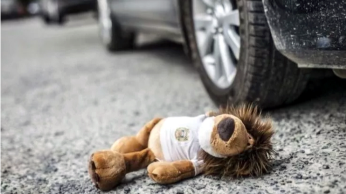 Lənkəranda "06" uşağı vurdu - Vəziyyəti ağırdır 