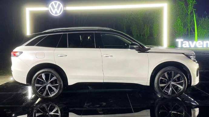 “Volkswagen” yeni krossoverini təqdim edib – FOTO 