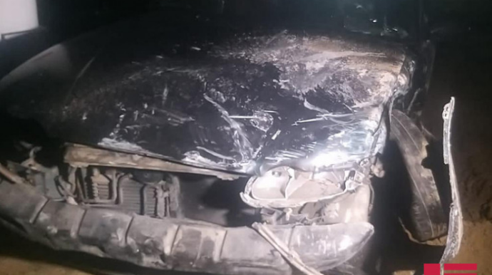 Bakıda iki avtomobil toqquşdu, sürücülər yaralandı -FOTO 