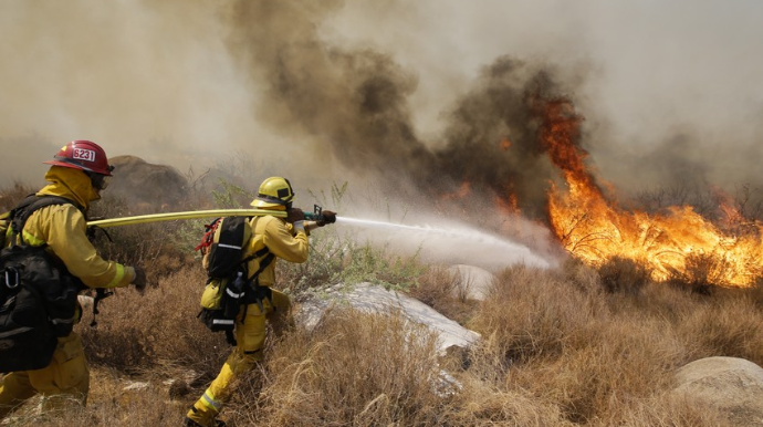 В Аргентине пожарные стали свидетелями необычного явления - ФОТО