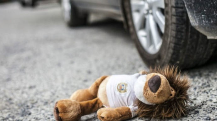 В Баку 9-летний ребенок получил серьезные травмы при наезде автомобиля