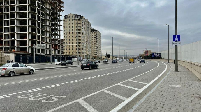 В Баку начнет действовать новая выделенная автобусная полоса Вниманию водителей и пассажиров! ФОТО 