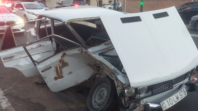 Gəncədə iki minik maşını toqquşdu, xəsarət alanlar var - FOTO 