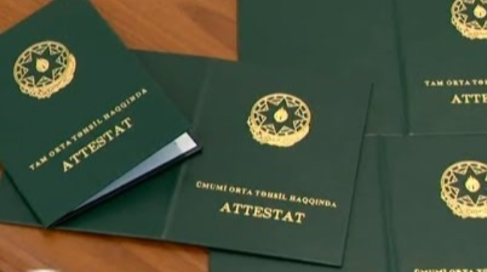 33,5 mindən çox şagirdə attestat veriləcək