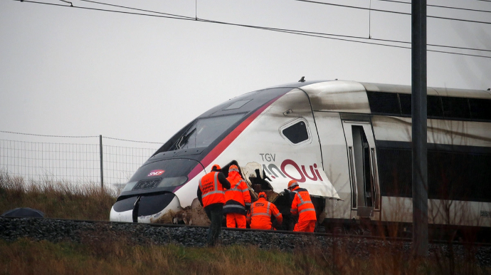 Во Франции остановили движение поездов из-за кражи кабелей