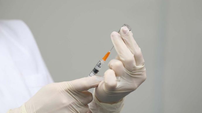 Azərbaycanda əhalinin 12 %-i vaksinasiya olunub