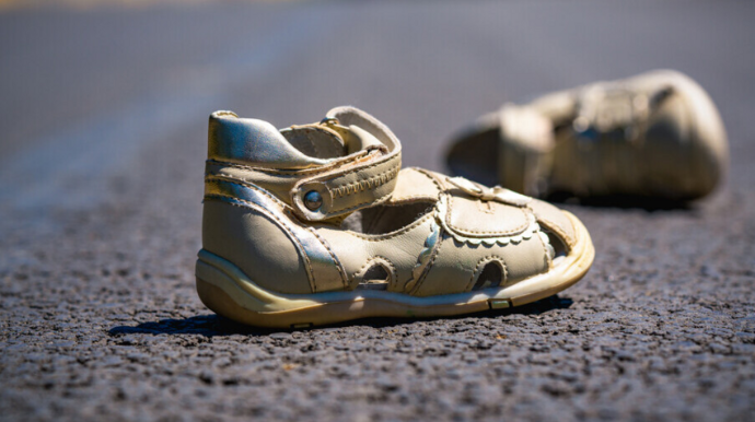 Xətaidə yolu keçən 12 yaşlı qızı avtomobil vurub 