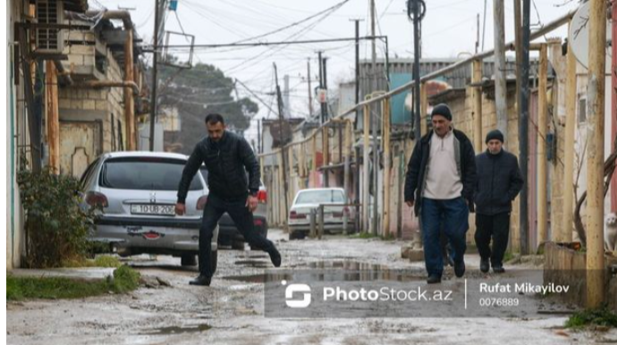 Zabratda bərbad vəziyyətdə olan yol - FOTOREPORTAJ 