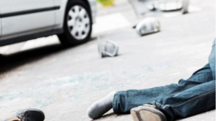 22 yaşlı piyadanı vuran sürücü - Hadisə yerindən qaçdı 