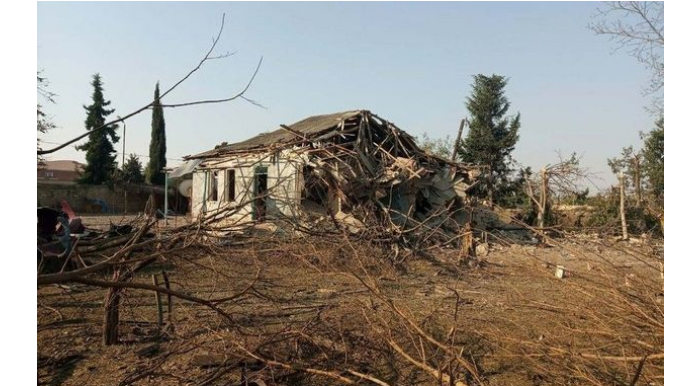 Выпущенная армянами из РСЗО "Смерч" ракета оставила без воды село в Тертере 