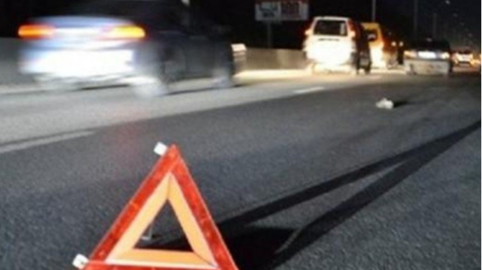 Bakıda maşını arxaya verən şəxs ahıl kişini vurub öldürdü 