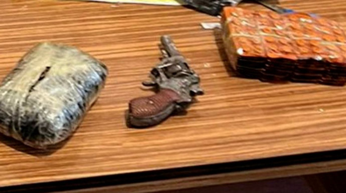 Bakıda narkotik satan və tapança gəzdirən şəxslər saxlanılıb  - VİDEO