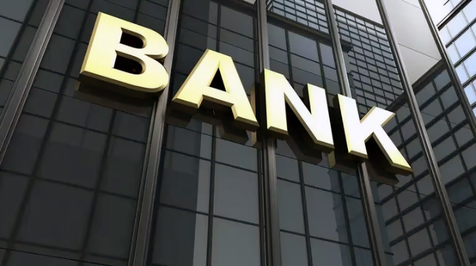 Bayramda kreditə gecikmə yazılırmı? - AÇIQLAMA