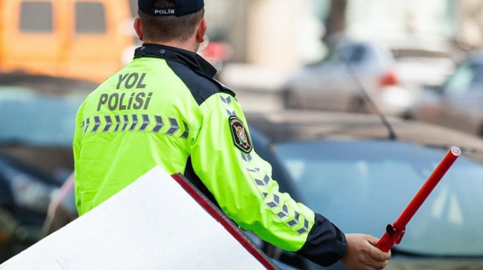 Əlli manatlıq cərimə baha başa gəldi – 6 ay avtomobil sürə bilməyəcək 