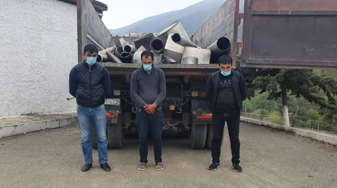 Azad edilən ərazilərə icazəsiz daxil olub metal yığanlar saxlanıldı   - FOTO