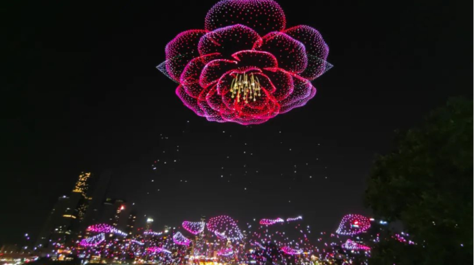 On bir min 787 dronun iştirakı ilə keçirilən şou - FOTO 