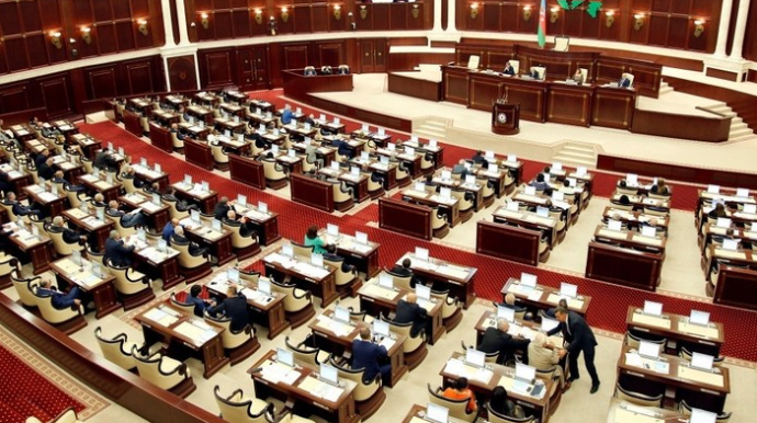 Milli Məclisdə "patı" təhlükəsi  ilə bağlı məsələ qaldırılıb