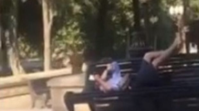 Bakıda uşaqları öldürməklə hədələyən çılpaq şəxs həbs edildi 