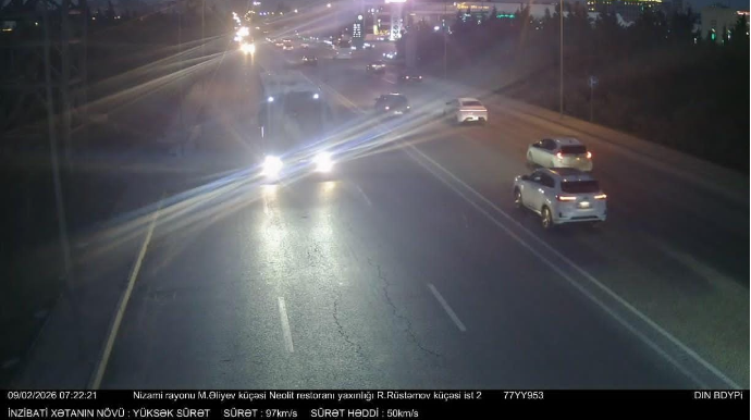 В Баку водитель автобуса оштрафован на 200 манатов, не нарушая правил - ФОТО-ВИДЕО