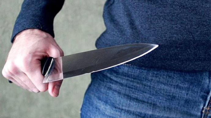 Gəncədə 33 yaşlı kişi yaralandı 