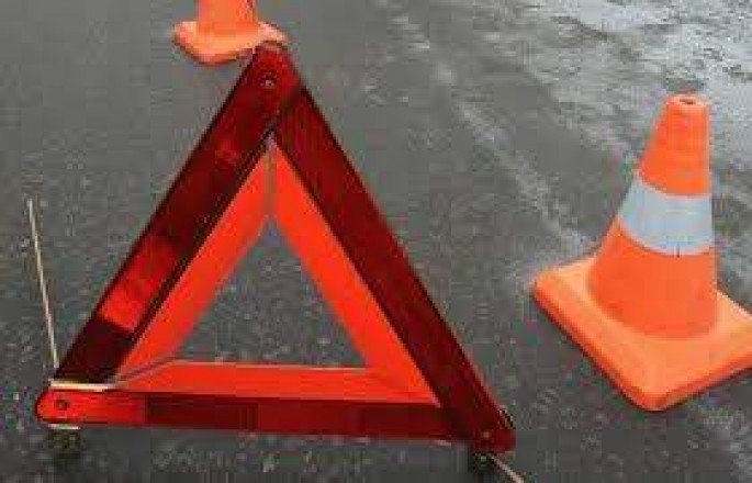 İki avtomobil toqquşdu: xəsarət alanlar var - Goranboyda