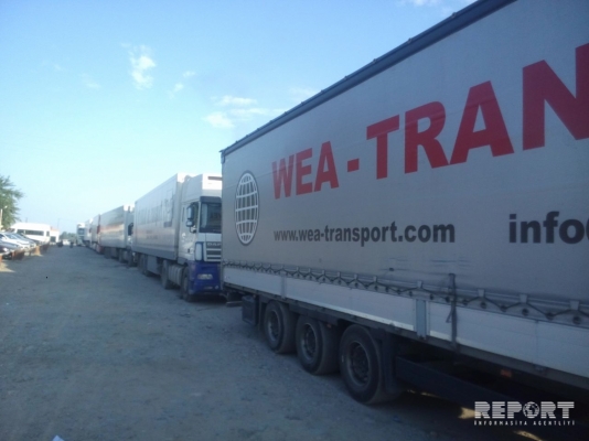 Sərhəddə tıxac yaranıb, yük maşınları buraxılmır - FOTO