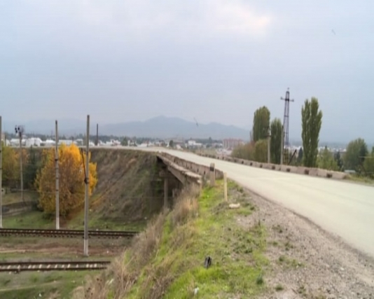 Sürücünün ani bir səhvini bağışlamayan "ÖLÜM KÖRPÜSÜ"