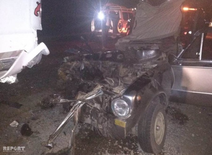 "Shacman" "VAZ-21011"lə toqquşdu: 4 ölü – VİDEO