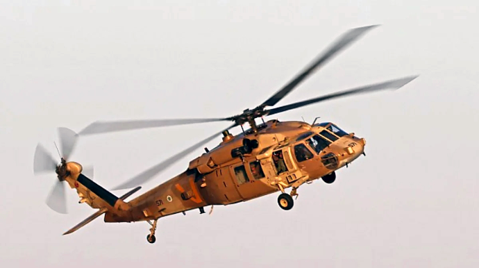 Göyərtəsində İsrail Prezidentinin olduğu helikopter təcili eniş edib 
