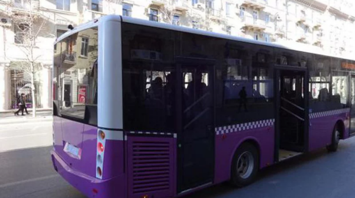 Bakıda avtobusda həyəcanlı anlar - 60 yaşlı kişi... 