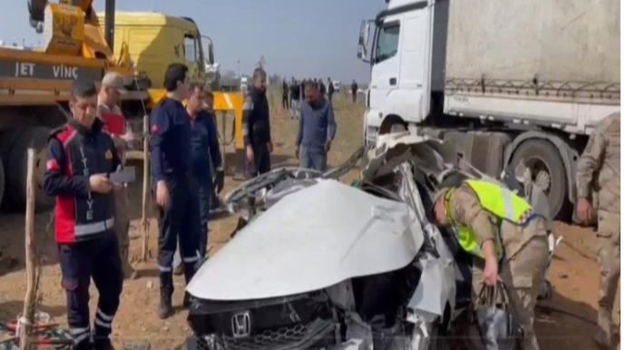 Zəlzələdən sağ çıxdılar, yol qəzasında öldülər  - FOTO