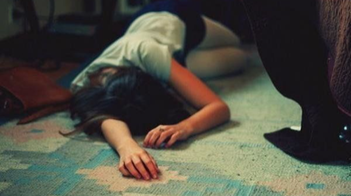 Bakıda mənzildən qadın meyiti tapılıb