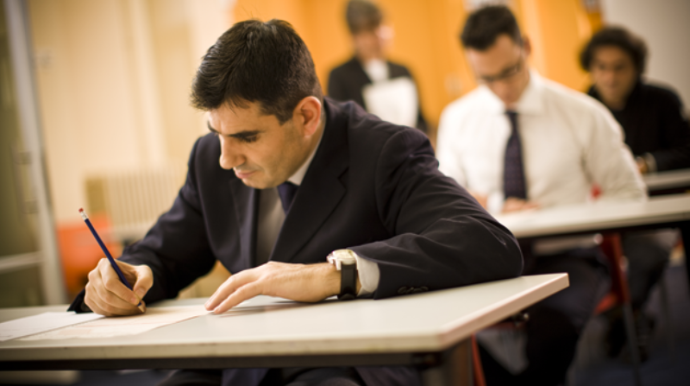 Dövlət qulluğuna qəbul imtahanı keçirildi  - YENİLƏNİB