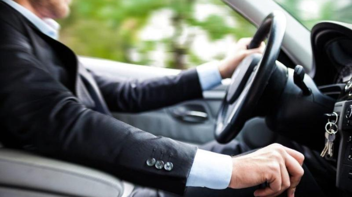 Keçmiş şöbə müdiri “sürücü kimi işə düzəltdirəcəyəm” adı ilə dələduzluq etdi