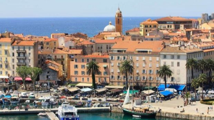 Azərbaycan QHT-si Korsikada azadlıq fədailərinə qarşı polis zorakılığını pisləyib 