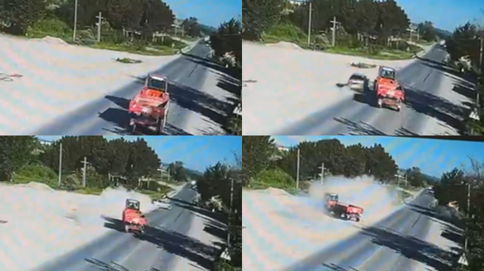 Дорожная полиция сделала предупреждение водителям сельхозтехники - ВИДЕО